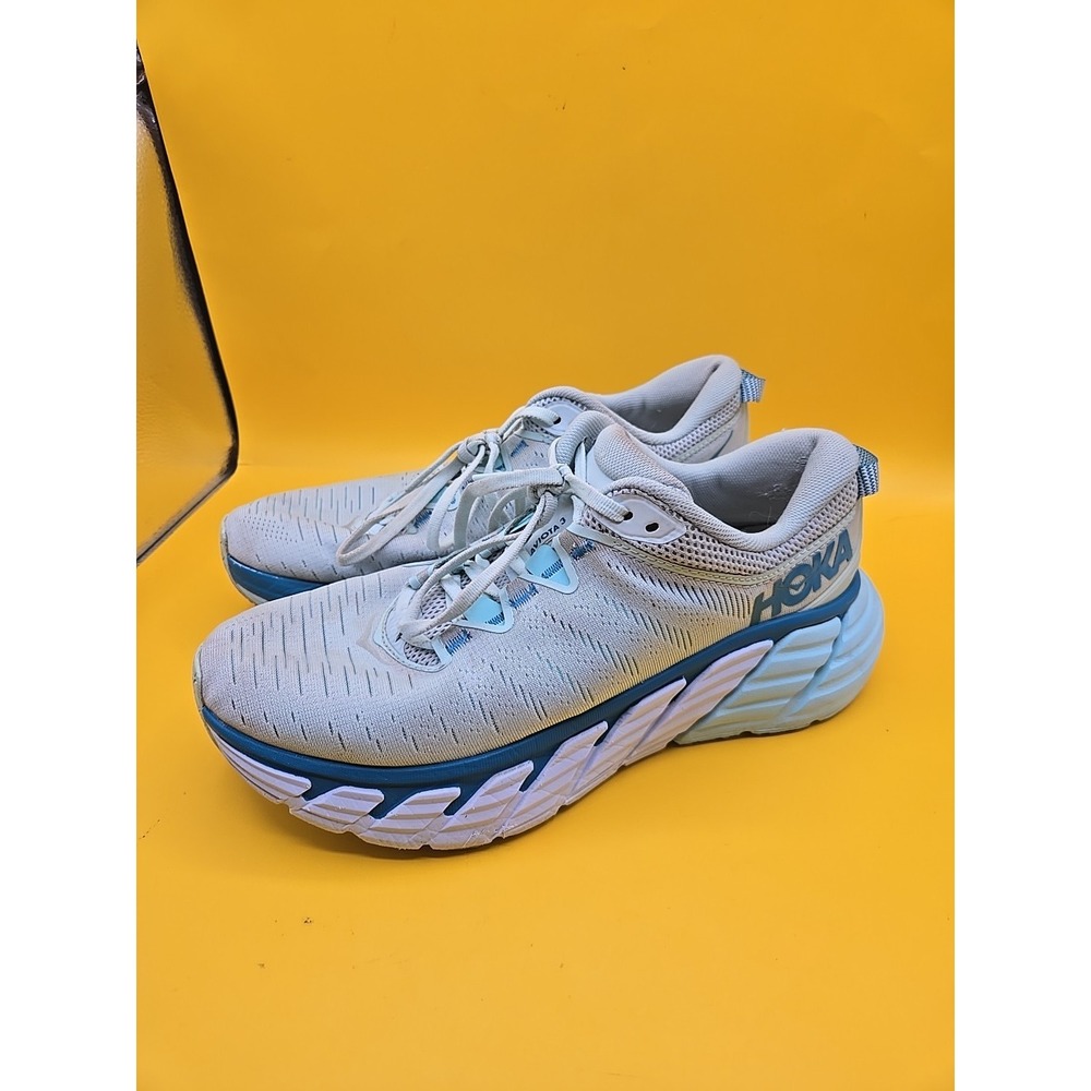 Hoka One One Gaviota 3 Women's Size 9 Running Shoes 1113521 MMBT Morning Mist